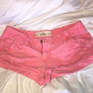 Hollister pink shorts!!